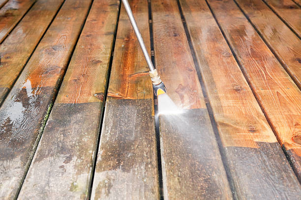 Best Deck Pressure Washing  in Sunset, UT